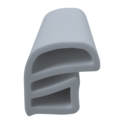3D Modell der Stahlzargendichtung SZ038 in grau für seitliche Nuten zum Türblatt.